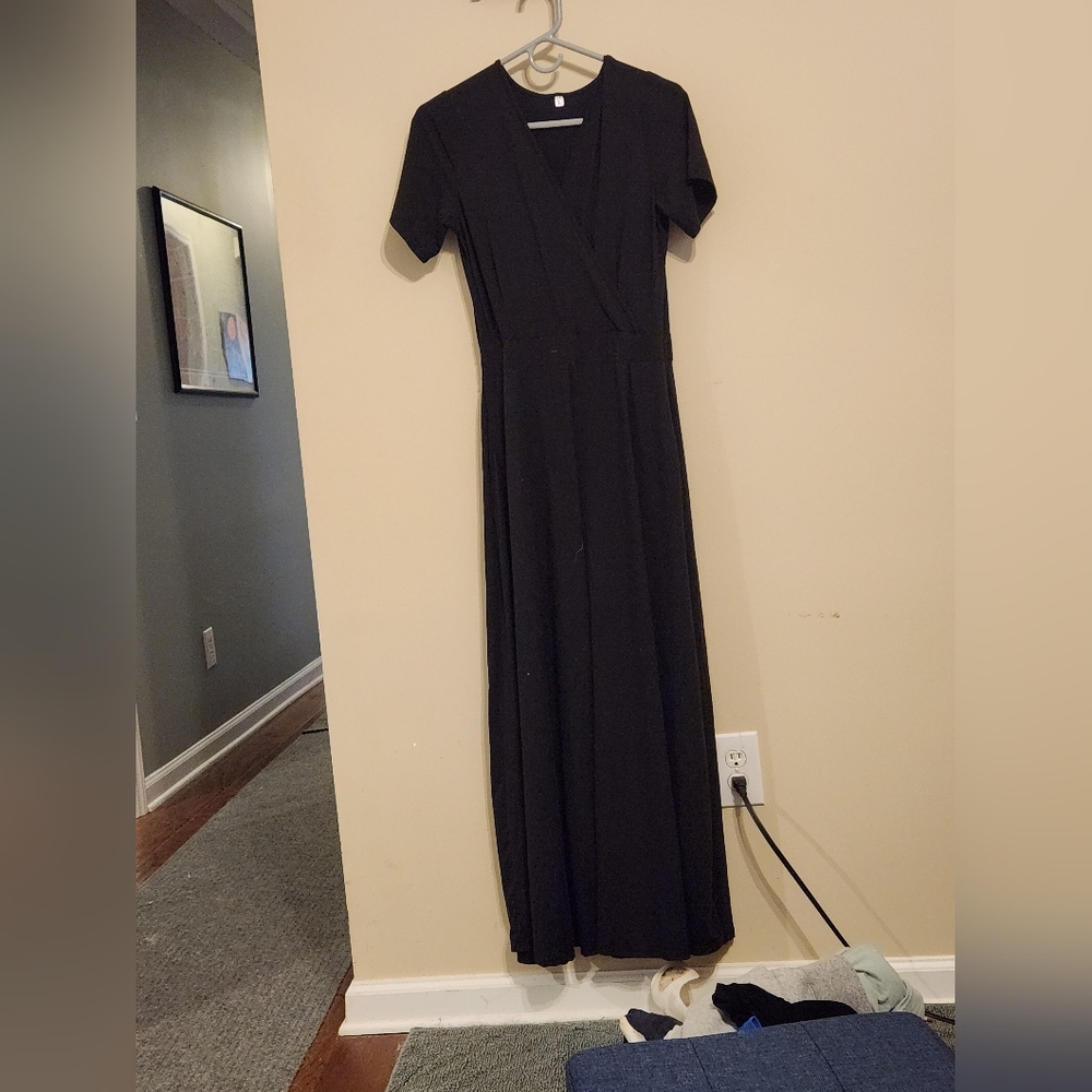 Black Maxi Dress Short Sleeve V Neck